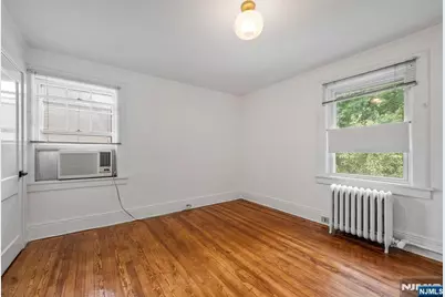 133 Highwood Avenue, Leonia, NJ 07605 - Photo 21