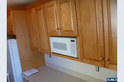 235 Prospect Avenue 7B #7B, Hackensack, NJ 07601 - Photo 7