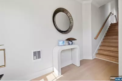 43 Hearthstone Court 48 #48, Upper Saddle River, NJ 07458 - Photo 3