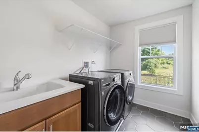 43 Hearthstone Court 48 #48, Upper Saddle River, NJ 07458 - Photo 23