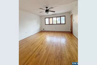 10 Roosevelt Terrace, Irvington, NJ 07111 - Photo 3