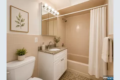 255 Schuyler Avenue 4 #4, Kearny, NJ 07032 - Photo 9