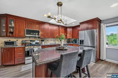 69 Peach Hill Court, Ramsey, NJ 07446 - Photo 5