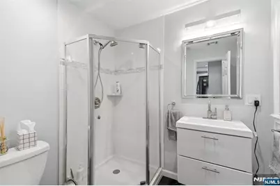 118 Howard Avenue, Rochelle Park Township, NJ 07662 - Photo 13