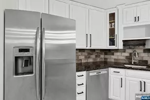 1020 Harmon Cove Tower 1020, Secaucus, NJ 07094 - Photo 9