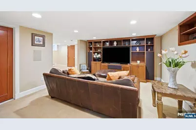 283 Highwood, Ridgewood, NJ 07450 - Photo 31