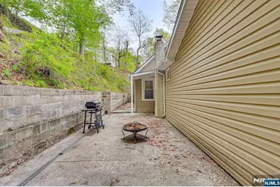 86 Pine Brook Road, Lincoln Park, NJ 07035 - Photo 15