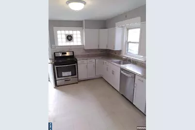 81 Mountainview Boulevard A #A, Wayne, NJ 07470 - Photo 9