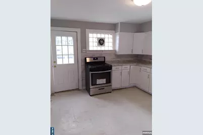 81 Mountainview Boulevard A #A, Wayne, NJ 07470 - Photo 11