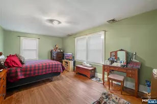 11 Stevenson Pl, Kearny, NJ 07032 - Photo 19