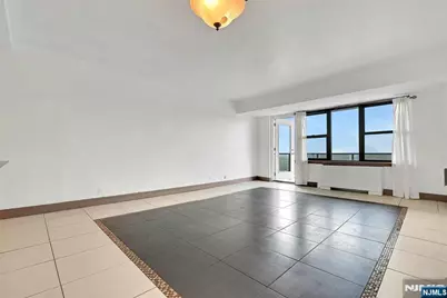 285 Aycrigg Avenue 22J #22J, Passaic, NJ 07055 - Photo 11