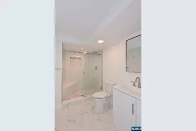 201 Dixon Avenue, Dumont, NJ 07628 - Photo 25