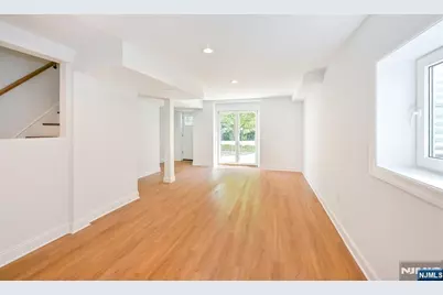 201 Dixon Avenue, Dumont, NJ 07628 - Photo 21