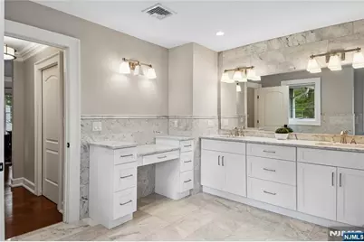 15 Fernwood Drive, Fair Lawn, NJ 07410 - Photo 21