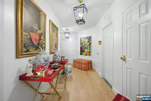 900 Palisade Ave 17C, Fort Lee, NJ 07024 - Photo 3