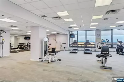 900 Palisade Avenue 17C #17C, Fort Lee, NJ 07024 - Photo 45