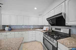 86 Hazelton Terrace, Tenafly, NJ 07670 - Photo 19