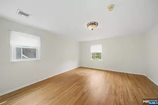 86 Hazelton Terrace, Tenafly, NJ 07670 - Photo 31