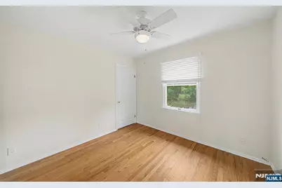 86 Hazelton Terrace, Tenafly, NJ 07670 - Photo 27