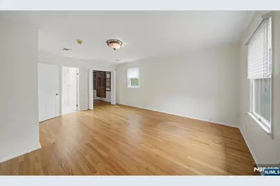86 Hazelton Terrace, Tenafly, NJ 07670 - Photo 35