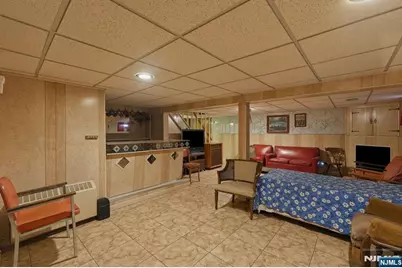 183 Lee Street, Elmwood Park, NJ 07407 - Photo 33