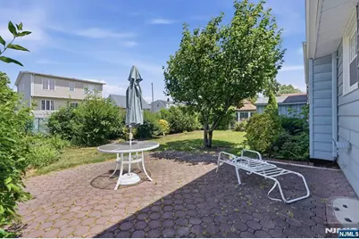183 Lee Street, Elmwood Park, NJ 07407 - Photo 47