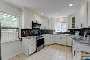 15 Winding Way, West Orange Township, NJ 07052 - Photo 7