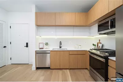 649 38th Street 502 #502, Union City, NJ 07087 - Photo 7