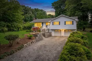 641 Antrim Rd, River Vale Township, NJ 07675 - Photo 1