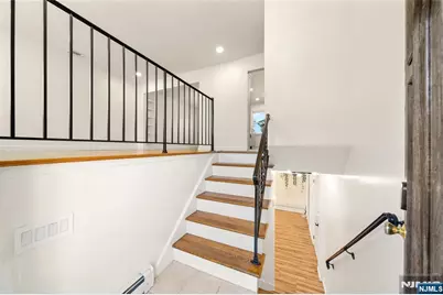 212 Frankfort Avenue, Northvale, NJ 07647 - Photo 3