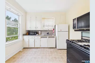 139 Fairview, Prospect Park, NJ 07508 - Photo 7