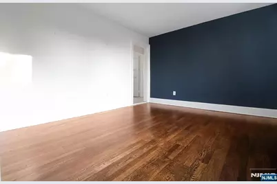 426 Columbia Avenue 2 #2, Cliffside Park, NJ 07010 - Photo 7