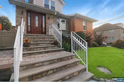 426 Columbia Avenue 2 #2, Cliffside Park, NJ 07010 - Photo 9