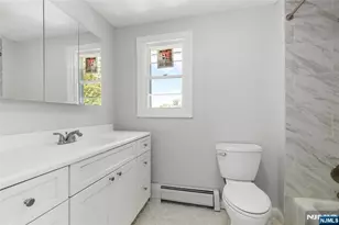 40 Teaneck, Ridgefield Park, NJ 07660 - Photo 13