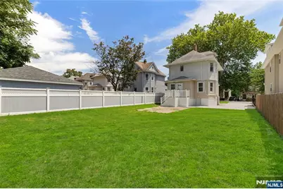 40 Teaneck, Ridgefield Park, NJ 07660 - Photo 23