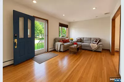 317 Hillcrest, Wood Ridge, NJ 07075 - Photo 3