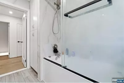 2477 6th Street 1st Floor #1st Floor, Fort Lee, NJ 07024 - Photo 15