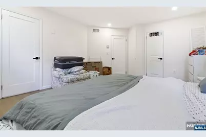 2477 6th Street 1st Floor #1st Floor, Fort Lee, NJ 07024 - Photo 11