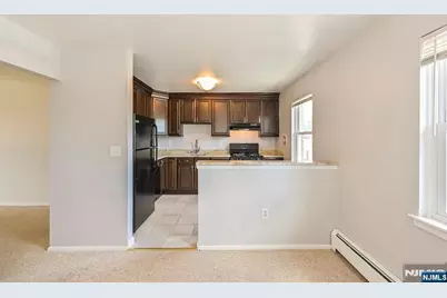 46 Knox Terrace 2A #2A, Wayne, NJ 07470 - Photo 9