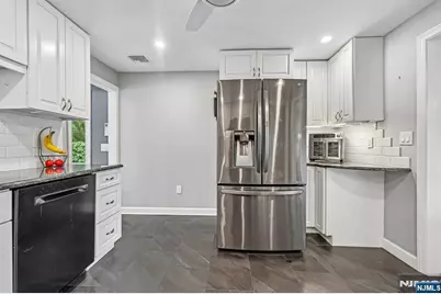 436 Myrtle Avenue, Garwood, NJ 07027 - Photo 17