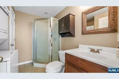 16 Lakeview Terrace, Oakland, NJ 07436 - Photo 11