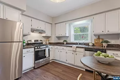 1 Locust Street, Morristown, NJ 07960 - Photo 15