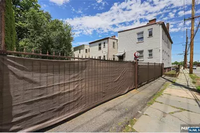 114 9th Avenue, Newark, NJ 07107 - Photo 5