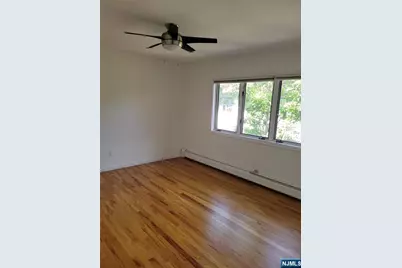 88 Hawthorne Avenue, Park Ridge, NJ 07656 - Photo 17