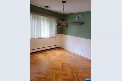 88 Hawthorne Avenue, Park Ridge, NJ 07656 - Photo 9