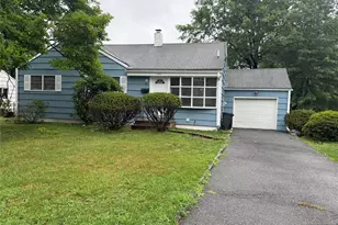 132 Hillside Ave, Cresskill, NJ 07626 - Photo 1
