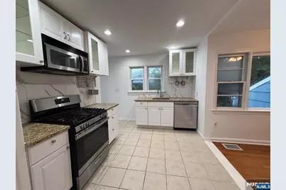 132 Hillside Avenue, Cresskill, NJ 07626 - Photo 5