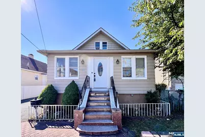 395 Taylor Avenue, Hackensack, NJ 07601 - Photo 1