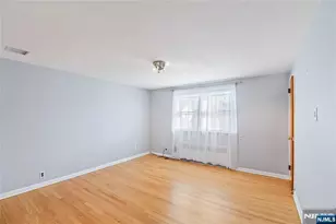 17 Kossuth St, Wallington, NJ 07057 - Photo 19