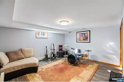 17 Kossuth Street, Wallington, NJ 07057 - Photo 29